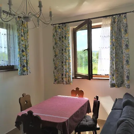 Z Kominkiem I Wanną *