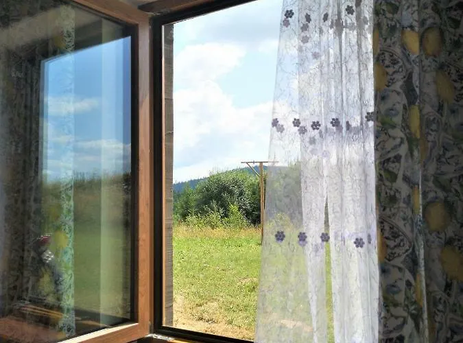 Z Kominkiem I Wanna ايستينبا